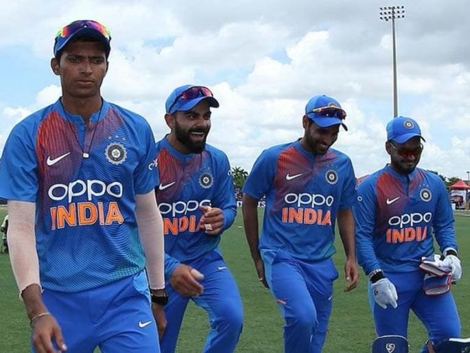 The Indian bowler, who starred in just one night, also received good wishes on Twitter | फक्त एका रात्रीत स्टार झाला भारताचा 'हा' खेळाडू, ट्विटरवरही झाला शुभेच्छांचा वर्षाव