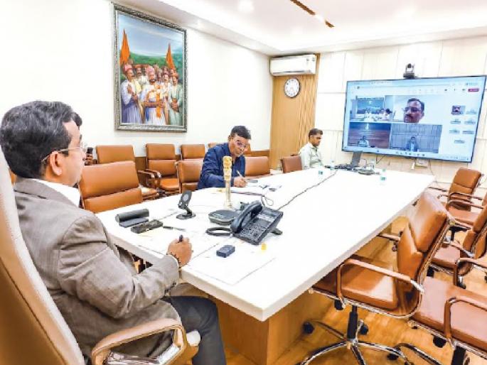 Close dangerous canals, bridges for public use; Guardian Minister Nitesh Rane gives instructions | धोकादायक साकव, पूल नागरिकांच्या वापरासाठी बंद करा; पालकमंत्री नितेश राणेंनी दिले निर्देश Close dangerous canals, bridges for public use; Guardian Minister Nitesh Rane gives instructions | धोकादायक साकव, पूल नागरिकांच्या वापरासाठी बंद करा; पालकमंत्री नितेश राणेंनी दिले निर्देश