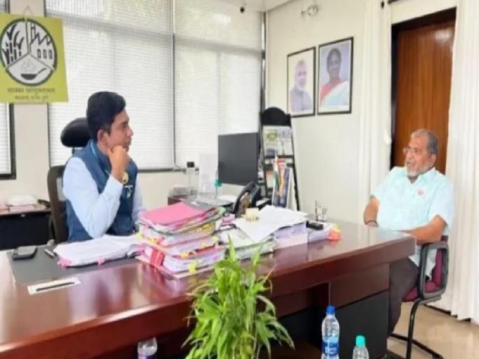 Almost half of the posts including Joint Director are vacant in the Office of Regional Sugar Co Director Turnover of 15 thousand crores | पंधरा हजार कोटींची उलाढाल; ‘साखर सहसंचालक’चा डोलारा चालतो केवळ पाच कर्मचाऱ्यांवर  Almost half of the posts including Joint Director are vacant in the Office of Regional Sugar Co Director Turnover of 15 thousand crores | पंधरा हजार कोटींची उलाढाल; ‘साखर सहसंचालक’चा डोलारा चालतो केवळ पाच कर्मचाऱ्यांवर