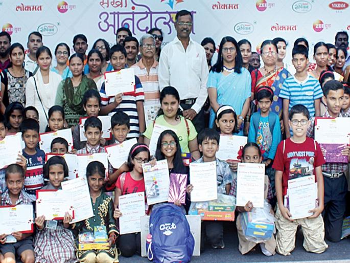 Colorful celebration with great events | भरगच्च कार्यक्रमांनी रंगला सखी आनंदोत्सव Colorful celebration with great events | भरगच्च कार्यक्रमांनी रंगला सखी आनंदोत्सव