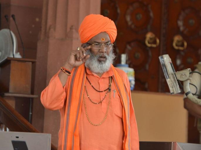 Subhash Chandra Bose Was Killed By Congressmen Bjp Mp Sakshi Maharaj makes controversial statment | "काँग्रेसनं सुभाषचंद्र बोस यांची हत्या घडवली; त्यांची लोकप्रियता नेहरू-गांधींपेक्षा अधिक होती" Subhash Chandra Bose Was Killed By Congressmen Bjp Mp Sakshi Maharaj makes controversial statment | "काँग्रेसनं सुभाषचंद्र बोस यांची हत्या घडवली; त्यांची लोकप्रियता नेहरू-गांधींपेक्षा अधिक होती"