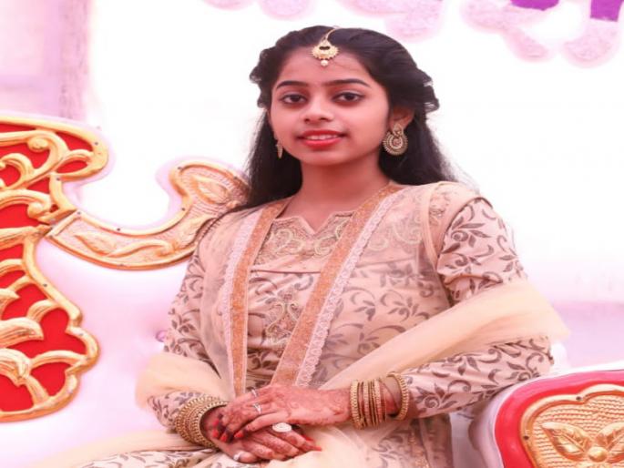 A college student was crushed by a tanker; Incident at Narhe | कॉलेजला निघालेल्या विद्यार्थिनीला पाण्याच्या टँकरने चिरडले; नऱ्हे येथील घटना A college student was crushed by a tanker; Incident at Narhe | कॉलेजला निघालेल्या विद्यार्थिनीला पाण्याच्या टँकरने चिरडले; नऱ्हे येथील घटना