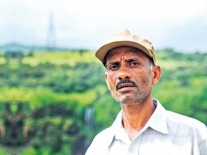 About Salim Mulla book Jangal Khajinyacha shodha | जंगल खजिन्यांचा शोध घेणारा निसर्गाचा वाटाड्या About Salim Mulla book Jangal Khajinyacha shodha | जंगल खजिन्यांचा शोध घेणारा निसर्गाचा वाटाड्या