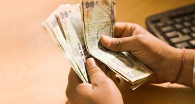 Increase in honorarium will be given to the boarding employees | आता वसतिगृह कर्मचाऱ्यांना मिळणार वाढीव मानधन