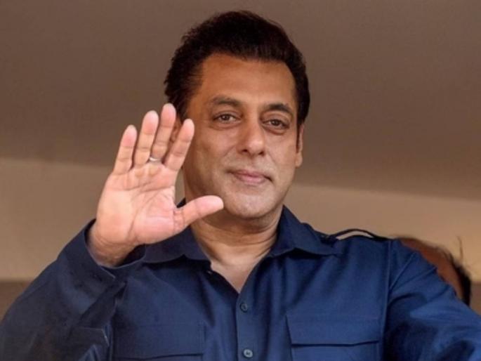 salman khan reveals why he made rule on film set for heroines to not wear deep neckline dress | डीप नेकलाईन कपडे नको, सलमानचा सिनेमाच्या सेटवर नियम, म्हणाला, 'महिलांंचं शरीर मौल्यवान..."