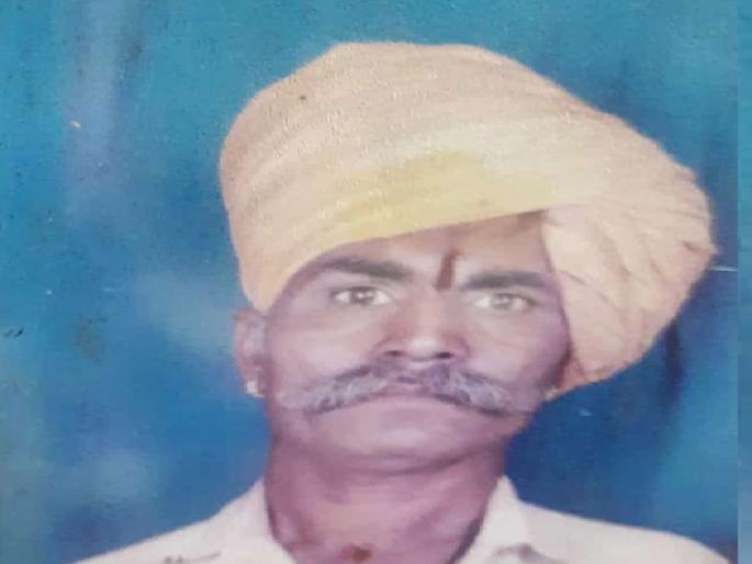 Father murdered for insulting wife and child, incident in Sonalgi in Sangli district | पत्नी व मुलासमोर अपमान केल्याने बापाचा केला खून, सांगली जिल्ह्यातील सोनलगीमधील घटना Father murdered for insulting wife and child, incident in Sonalgi in Sangli district | पत्नी व मुलासमोर अपमान केल्याने बापाचा केला खून, सांगली जिल्ह्यातील सोनलगीमधील घटना