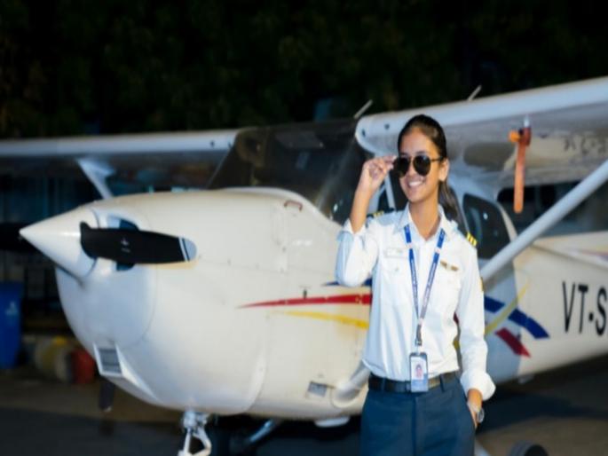 18-year-old Samaira Hullur from Karnataka becomes youngest commercial pilot in India | समायराने रचला इतिहास, सर्वात कमी वयात बनली व्यावसायिक पायलट!  18-year-old Samaira Hullur from Karnataka becomes youngest commercial pilot in India | समायराने रचला इतिहास, सर्वात कमी वयात बनली व्यावसायिक पायलट!