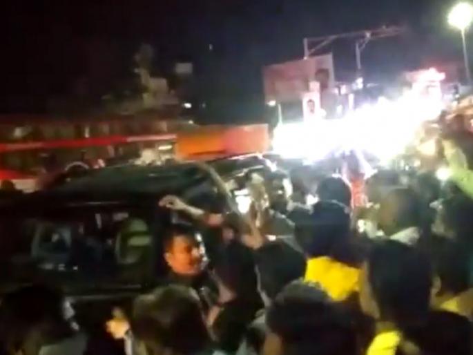 Investigate deeply how Udaya Samant chose that path, Shiv Sena District Spokesperson Dr. Jayendra Parulekar's demand | Attack on Uday Samant car: 'तरी उदय सामंतांनी 'तो' मार्ग निवडलाच कसा, सखोल चौकशी करा' Investigate deeply how Udaya Samant chose that path, Shiv Sena District Spokesperson Dr. Jayendra Parulekar's demand | Attack on Uday Samant car: 'तरी उदय सामंतांनी 'तो' मार्ग निवडलाच कसा, सखोल चौकशी करा'