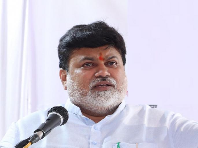 Survey of affected farmers and fishermen will also be conducted says Minister Uday Samant | रत्नागिरी जिल्ह्यातील नुकसानग्रस्त शेतकऱ्यांसह मच्छीमारांचेही सर्वेक्षण होणार - मंत्री उदय सामंत 