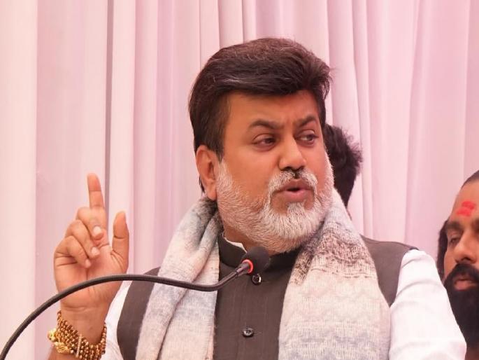 The regional psychiatric hospital in Ratnagiri will not be moved, assures Guardian Minister Uday Samanta | रत्नागिरीतील प्रादेशिक मनोरुग्णालय हलवणार नाही, पालकमंत्री उदय सामंतांची ग्वाही  The regional psychiatric hospital in Ratnagiri will not be moved, assures Guardian Minister Uday Samanta | रत्नागिरीतील प्रादेशिक मनोरुग्णालय हलवणार नाही, पालकमंत्री उदय सामंतांची ग्वाही