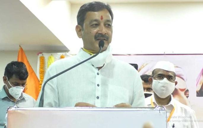 He took appropriate steps for the court battle of Maratha reservation | मराठा आरक्षणाच्या न्यायालयीन लढ्यासाठी योग्य पावले उचला He took appropriate steps for the court battle of Maratha reservation | मराठा आरक्षणाच्या न्यायालयीन लढ्यासाठी योग्य पावले उचला