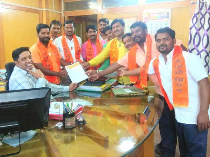 Sambhaji Brigade aggressor on the issue of farmers | शेतकऱ्यांच्या प्रश्नावर संभाजी ब्रिगेड आक्रमक