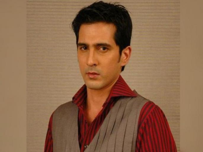 Sameer Sharma suicide case Dont give private information to media for investigation | समीर शर्मा आत्महत्या प्रकरण: "प्रसारमाध्यमांना तपासातील खासगी माहिती देऊ नका"