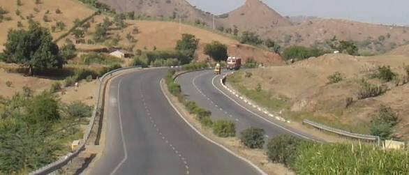 samrudhi highway land aquizition work stop in washim | ‘समृद्धी’च्या भुसंपादनाला ८० टक्क्यांवर लागला ‘ब्रेक’!