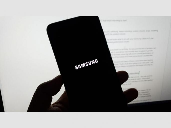 Samsung Galaxy A and M series smartphone models auto restart reboot bootloop problem in india  | Samsung चा फोन वापरताय? मग ही बातमी वाचाच; आपोआप ऑन-ऑफ होत आहेत हे 6 फोन  Samsung Galaxy A and M series smartphone models auto restart reboot bootloop problem in india  | Samsung चा फोन वापरताय? मग ही बातमी वाचाच; आपोआप ऑन-ऑफ होत आहेत हे 6 फोन