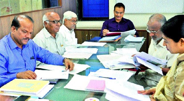 Sarpanch files fragrance: Sangli will celebrate tomorrow morning | सरपंचांच्या फायलींना जिद्दीचा सुगंध : सांगलीत उद्या सकाळी रंगणार सोहळा Sarpanch files fragrance: Sangli will celebrate tomorrow morning | सरपंचांच्या फायलींना जिद्दीचा सुगंध : सांगलीत उद्या सकाळी रंगणार सोहळा