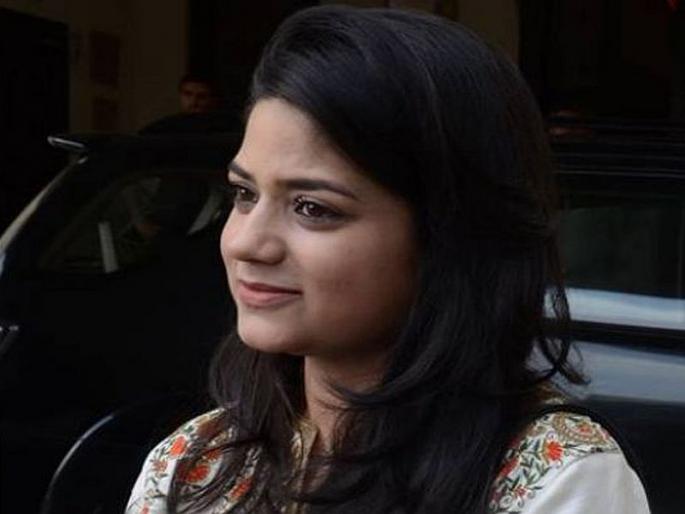 kashmir mehbooba mufti daughter sana mufti speaks against arrest leaders | Jammu and Kashmir : ...तर जनावरांसारखे का बंद केले?, सना मुफ्तीचा सवाल kashmir mehbooba mufti daughter sana mufti speaks against arrest leaders | Jammu and Kashmir : ...तर जनावरांसारखे का बंद केले?, सना मुफ्तीचा सवाल