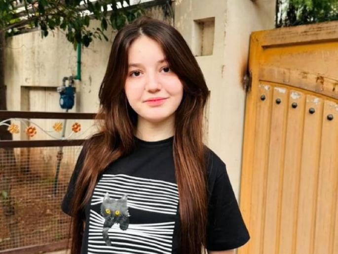17-Year-Old TikTok Star Sana Yousuf Shot Dead In Islamabad, Attacker Escapes After Entering Home | Sana Yusuf: पाहुणा बनून आला अन् जीव घेऊन गेला, पाकिस्तानच्या प्रसिद्ध टिकटॉकरची गोळ्या घालून हत्या 17-Year-Old TikTok Star Sana Yousuf Shot Dead In Islamabad, Attacker Escapes After Entering Home | Sana Yusuf: पाहुणा बनून आला अन् जीव घेऊन गेला, पाकिस्तानच्या प्रसिद्ध टिकटॉकरची गोळ्या घालून हत्या
