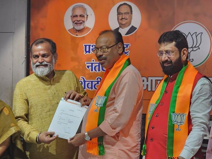 Sanjay Pandey, Regional President of BJP Uttar Bharatiya Morcha; Chandrasekhar Bavankule gave the appointment letter | भाजपा उत्तर भारतीय मोर्चाच्या प्रदेशाध्यपदी संजय पांडे; बावनकुळेंनी दिलं नियुक्तीपत्र Sanjay Pandey, Regional President of BJP Uttar Bharatiya Morcha; Chandrasekhar Bavankule gave the appointment letter | भाजपा उत्तर भारतीय मोर्चाच्या प्रदेशाध्यपदी संजय पांडे; बावनकुळेंनी दिलं नियुक्तीपत्र