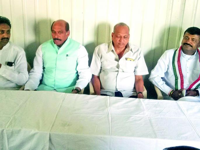 The present government is insensitive - Manikrao Thakre | सध्याचे सरकार असंवेदनशील - माणिकराव ठाकरे