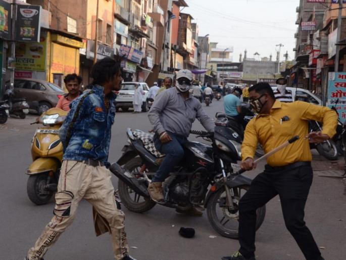 coronavirus: 425 cases against violation of curfew lockdown rsg | coronavirus : पिंपरी चिंचवडमध्ये संचारबंदीचे उल्लंघन करणाऱ्या 425 जणांवर गुन्हे coronavirus: 425 cases against violation of curfew lockdown rsg | coronavirus : पिंपरी चिंचवडमध्ये संचारबंदीचे उल्लंघन करणाऱ्या 425 जणांवर गुन्हे
