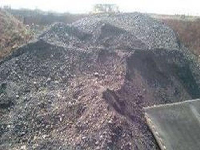 Under the advice of 'beneficiaries', the underworld gets underground | ‘हितचिंतकां’च्या सल्ल्याने रेतीमाफिया झाले भूमिगत