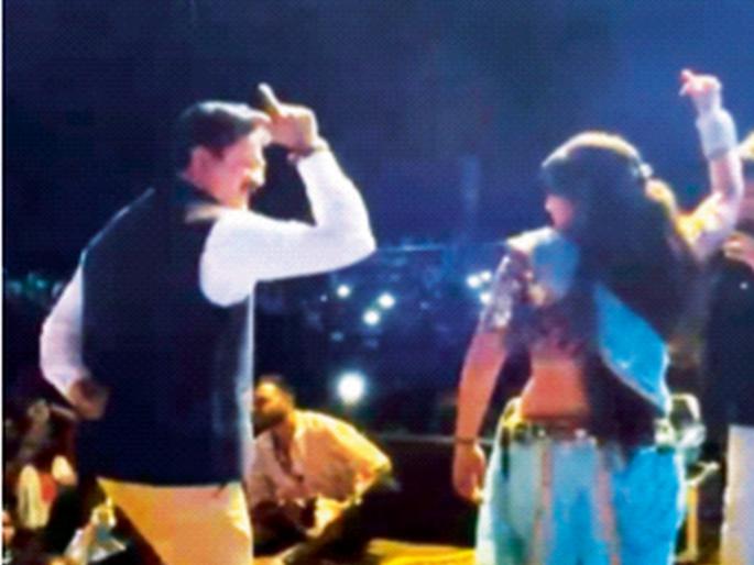 Chandi ki dal par..., BJP MLAs danced with Gautami Patil | चांदी की डाल पर..., गौतमीसोबत थिरकले भाजप आमदार Chandi ki dal par..., BJP MLAs danced with Gautami Patil | चांदी की डाल पर..., गौतमीसोबत थिरकले भाजप आमदार