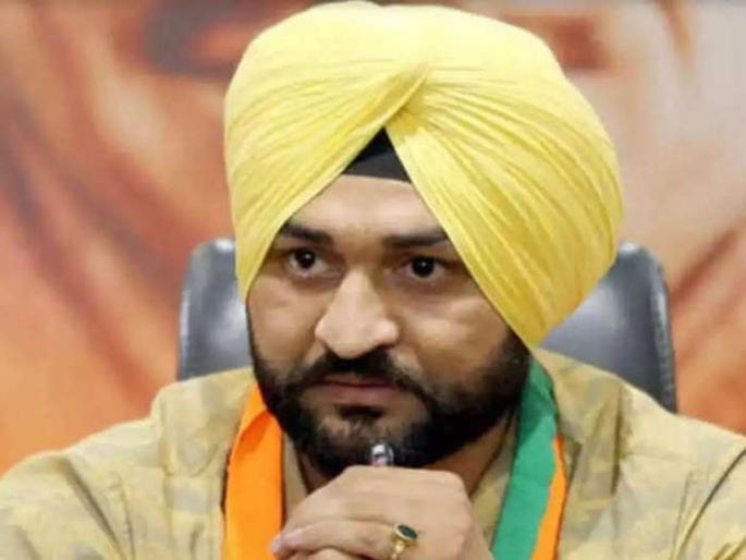 'You make me happy, I'll make you happy' women's coach makes serious allegations against Haryana Sports Minister | ‘तू मला खूश ठेव, मी तुला खूश ठेवेन’ महिला कोचचे हरयाणाच्या क्रीडामंत्र्यांवर गंभीर आरोप 'You make me happy, I'll make you happy' women's coach makes serious allegations against Haryana Sports Minister | ‘तू मला खूश ठेव, मी तुला खूश ठेवेन’ महिला कोचचे हरयाणाच्या क्रीडामंत्र्यांवर गंभीर आरोप