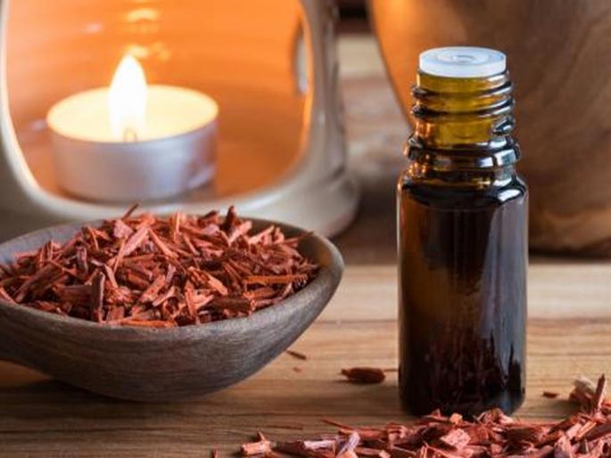 Sandalwood oil benefits in Marathi sandalwood benefits for skin and hair | त्वचा आणि केसांच्या समस्या सोडवण्यासाठी चंदनाच्या तेलाचा 'असा' करा वापर Sandalwood oil benefits in Marathi sandalwood benefits for skin and hair | त्वचा आणि केसांच्या समस्या सोडवण्यासाठी चंदनाच्या तेलाचा 'असा' करा वापर