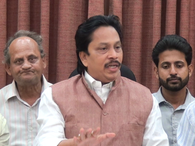 Sindhudurg: Nitesh Rane became MLA for me, Message Parker's explosion | सिंधुदुर्ग : नीतेश राणे माझ्यामुळे आमदार झाले, संदेश पारकर यांचा गौप्यस्फोट Sindhudurg: Nitesh Rane became MLA for me, Message Parker's explosion | सिंधुदुर्ग : नीतेश राणे माझ्यामुळे आमदार झाले, संदेश पारकर यांचा गौप्यस्फोट