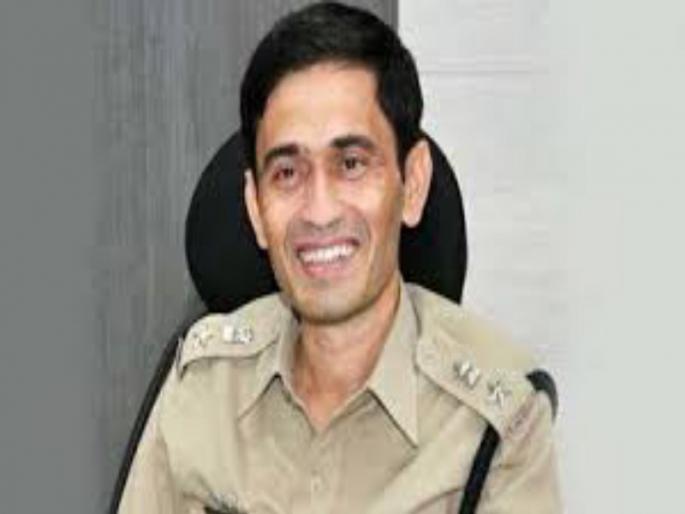 Action on 25 tiktok offensive video and 15 Facebook page :Sandip Patil | आक्षेपार्ह २५ टिकटॉक व्हिडिओ, १५ फेसबुक पेजवर पोलिसांची कारवाई : संदीप पाटील Action on 25 tiktok offensive video and 15 Facebook page :Sandip Patil | आक्षेपार्ह २५ टिकटॉक व्हिडिओ, १५ फेसबुक पेजवर पोलिसांची कारवाई : संदीप पाटील