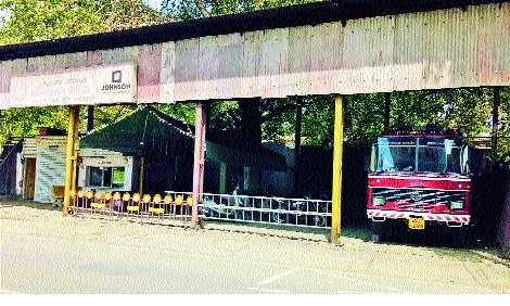  Fire brigade of Sangli Municipal Corporation Ignore the Commissioner | सांगली महापालिकेच्या अग्निशमन विभागास अडचणींच्या झळा । आयुक्तांचे दुर्लक्ष