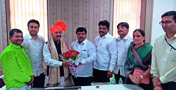 Stop encroachment on Sangli ZP rights | सांगली झेडपीच्या अधिकारांवरील अतिक्रमण थांबवा Stop encroachment on Sangli ZP rights | सांगली झेडपीच्या अधिकारांवरील अतिक्रमण थांबवा