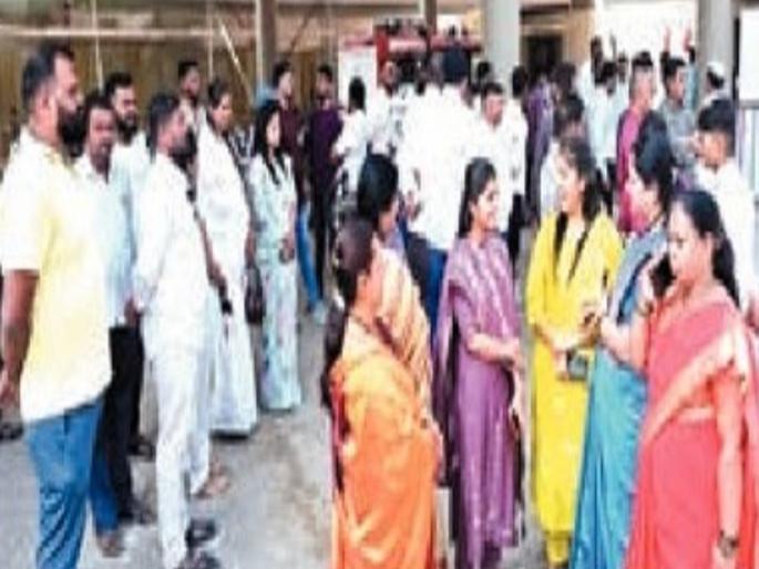 245 candidates have filed nomination papers for the Sangli Municipal Corporation elections | सांगली महानगरपालिकेसाठी उमेदवारी अर्ज भरण्यास झुंबड, २४५ जणांकडून अर्ज दाखल 245 candidates have filed nomination papers for the Sangli Municipal Corporation elections | सांगली महानगरपालिकेसाठी उमेदवारी अर्ज भरण्यास झुंबड, २४५ जणांकडून अर्ज दाखल