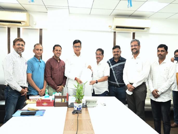 The property in Sangli will be excluded from the terms of the power type E the revenue minister has ordered | सत्ताप्रकार ‘इ’मधील अटींतून सांगलीतील मालमत्ता वगळणार, महसूलमंत्र्यांनी दिला आदेश The property in Sangli will be excluded from the terms of the power type E the revenue minister has ordered | सत्ताप्रकार ‘इ’मधील अटींतून सांगलीतील मालमत्ता वगळणार, महसूलमंत्र्यांनी दिला आदेश