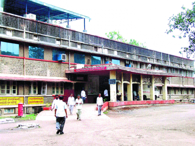 Sangli: Help hard drive victims of Kerala: Kalam | सांगली : केरळमधील आपत्तीग्रस्तांसाठी सढळहस्ते मदत करा : काळम Sangli: Help hard drive victims of Kerala: Kalam | सांगली : केरळमधील आपत्तीग्रस्तांसाठी सढळहस्ते मदत करा : काळम