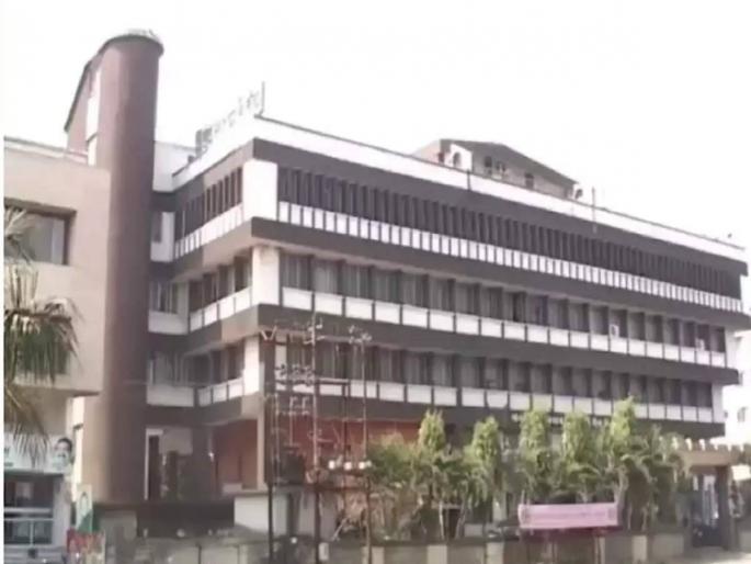 Disagreement of all parties against Sangli district bank probe Disagreement in BJP: It takes a lot of force to postpone it | सांगली जिल्हा बँकेच्या चौकशीविरोधात सर्वपक्षीयांची गट्टी भाजपमध्ये मतभेद : स्थगितीसाठी लागली मोठी ताकद Disagreement of all parties against Sangli district bank probe Disagreement in BJP: It takes a lot of force to postpone it | सांगली जिल्हा बँकेच्या चौकशीविरोधात सर्वपक्षीयांची गट्टी भाजपमध्ये मतभेद : स्थगितीसाठी लागली मोठी ताकद