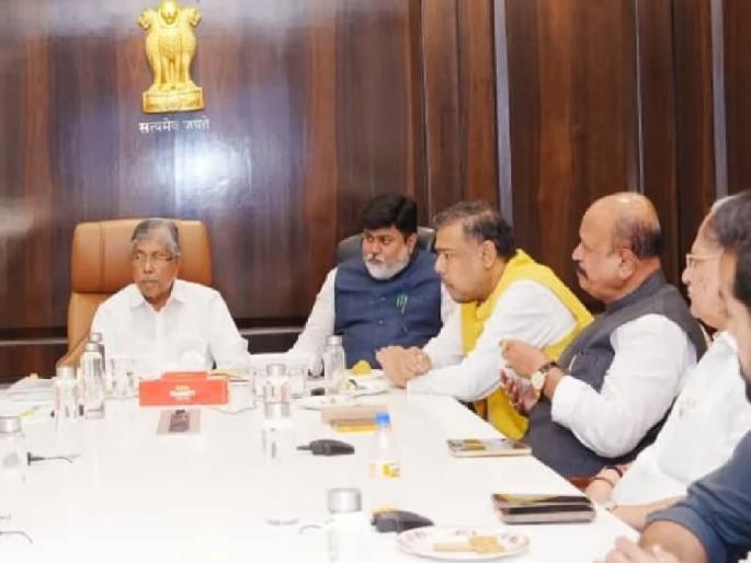 Kavalapur Airport to be completed in two years says Guardian Minister Chandrakant Patil | Sangli: कवलापूर विमानतळ दोन वर्षांत पूर्ण करणार - पालकमंत्री पाटील Kavalapur Airport to be completed in two years says Guardian Minister Chandrakant Patil | Sangli: कवलापूर विमानतळ दोन वर्षांत पूर्ण करणार - पालकमंत्री पाटील