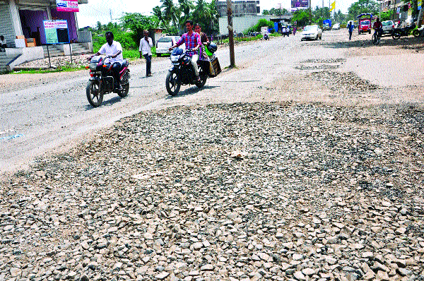 God Ganaraya, please forgive the municipality! | देवा गणराया, महापालिकेला माफ कर!