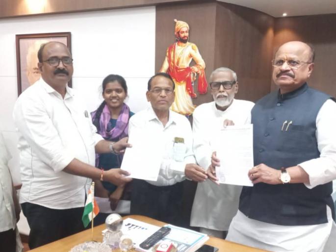 Instructions to authorities to keep Krishna river flowing uninterruptedly; | कृष्णा नदी अखंडित वाहती ठेवण्याच्या अधिकाऱ्यांना सूचना; कृष्णा महापूर नियंत्रण समितीच्या पदाधिकाऱ्यांबरोबर बैठक