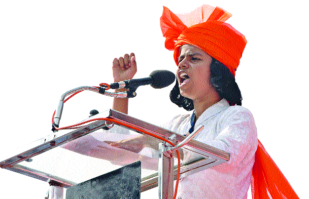 Let's blow the rulers from sleep! | आंदोलनांमधून राज्यकर्त्यांची झोप उडवून देऊ..! Let's blow the rulers from sleep! | आंदोलनांमधून राज्यकर्त्यांची झोप उडवून देऊ..!