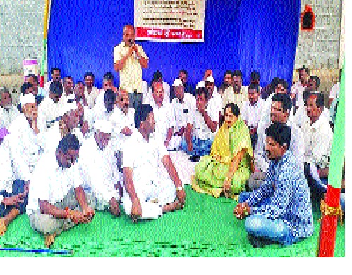 Advocate for drinking water: Sumantai Patil | पाण्यासाठी आमदारकी पणाला लाव : सुमनताई पाटील Advocate for drinking water: Sumantai Patil | पाण्यासाठी आमदारकी पणाला लाव : सुमनताई पाटील