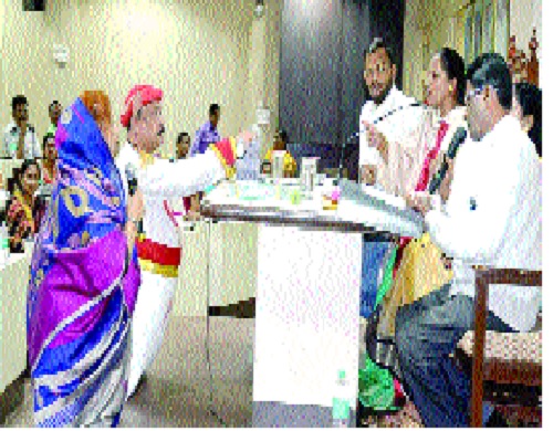 In the Sangli general assembly, the ruling-opponent's literal flint | सांगली महासभेत सत्ताधारी-विरोधकांत शाब्दिक चकमक In the Sangli general assembly, the ruling-opponent's literal flint | सांगली महासभेत सत्ताधारी-विरोधकांत शाब्दिक चकमक