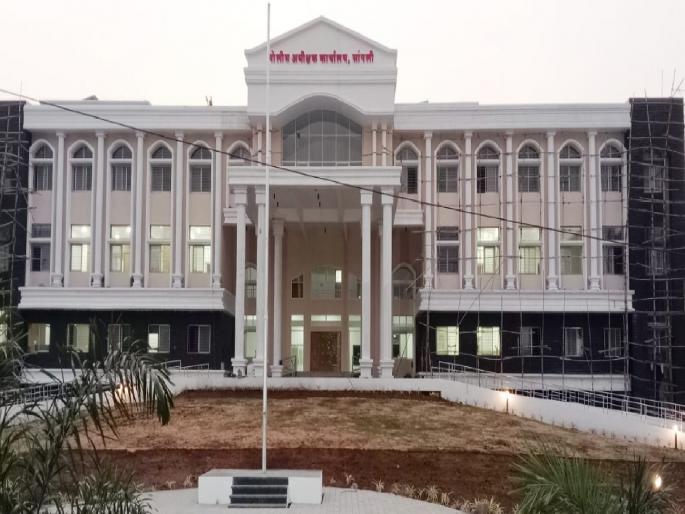The work of the new building of the Superintendent of Police office in Sangli Vishram Bagh is now complete | Sangli: नवीन पोलिस अधीक्षक कार्यालयाचे काम पूर्णत्वाकडे, महाराष्ट्रदिनी उद्घाटनाची तयारी