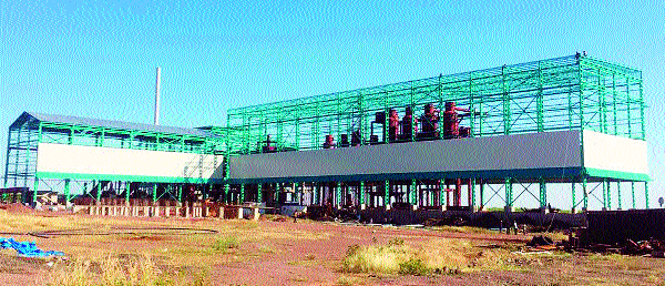 Production of drought-stricken sugar-free sugar production | दुष्काळी टापूत साकारतेय रसायनविरहित साखर निर्मिती Production of drought-stricken sugar-free sugar production | दुष्काळी टापूत साकारतेय रसायनविरहित साखर निर्मिती