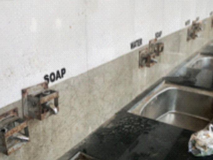 CoronaVirus News: Handwash center in Vasai-Virar area falls to dust | CoronaVirus News: वसई-विरार परिसरातील हॅण्डवॉश सेंटर पडली धूळखात