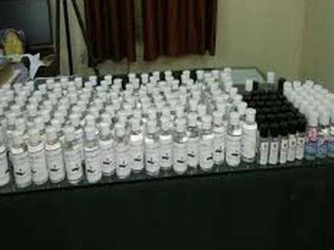 State-wide raids of the Food and Drug Administration Department; One and a half crore fake sanitizer seized | अन्न व औषध प्रशासन विभागाचे राज्यभर छापे; दीड कोटी रुपयांचे बनावट सॅनिटायजर जप्त