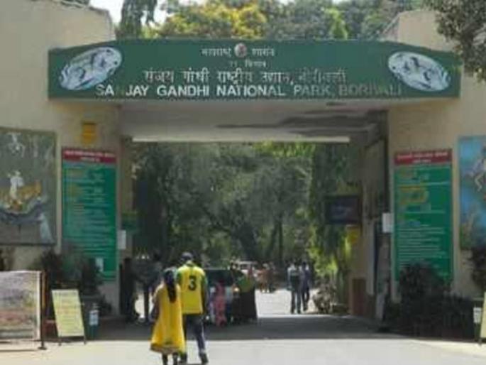 The rains are over, however, waiting for the airport | पावसाळा उलटला, तरी वाहनतळाची प्रतीक्षा The rains are over, however, waiting for the airport | पावसाळा उलटला, तरी वाहनतळाची प्रतीक्षा