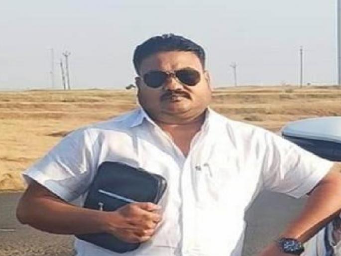 Type of witchcraft in hospital, Sanjay Geles arrested in Sangli, wife absconding | रुग्णालयात जादूटोणाचा प्रकार: संजय गेळेस सांगलीत केली अटक, पत्नी फरार  Type of witchcraft in hospital, Sanjay Geles arrested in Sangli, wife absconding | रुग्णालयात जादूटोणाचा प्रकार: संजय गेळेस सांगलीत केली अटक, पत्नी फरार