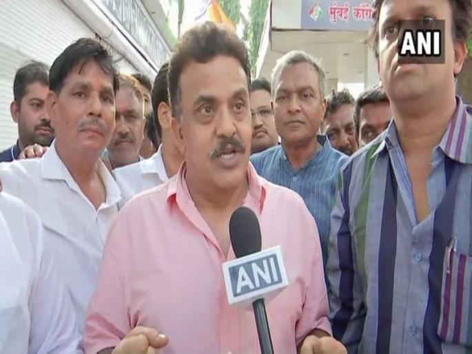 Congress's Sanjay Nirupam Compares Karnataka Governor to Dog, Sparks Controversy | संजय निरुपम यांची जीभ घसरली, कर्नाटकचे राज्यपाल वजुभाई वालांची थेट कुत्र्याशी केली तुलना  Congress's Sanjay Nirupam Compares Karnataka Governor to Dog, Sparks Controversy | संजय निरुपम यांची जीभ घसरली, कर्नाटकचे राज्यपाल वजुभाई वालांची थेट कुत्र्याशी केली तुलना
